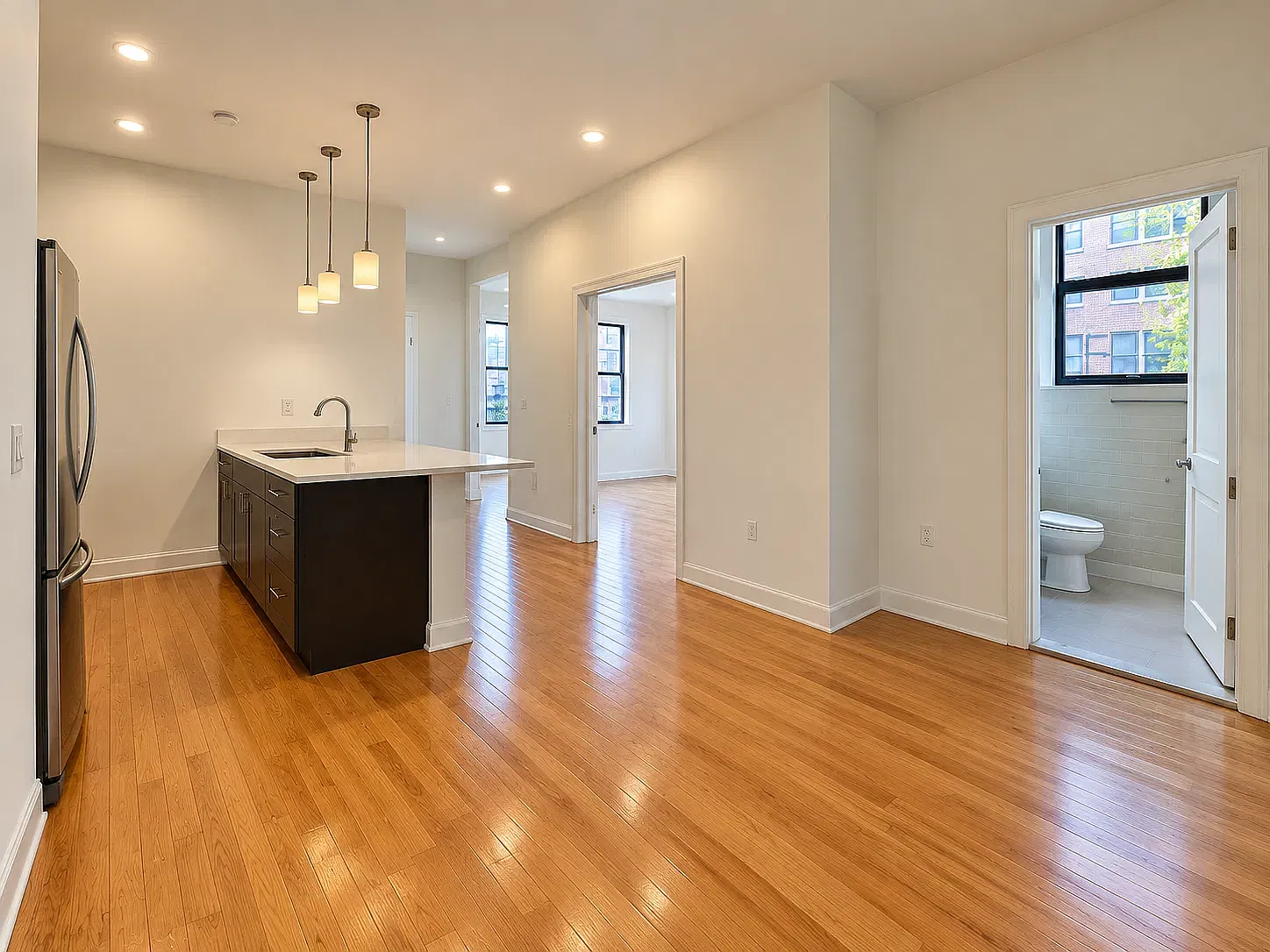 577 2nd Avenue — Photo 2