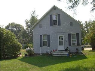 1267 Shettler Rd, Norton Shores, MI