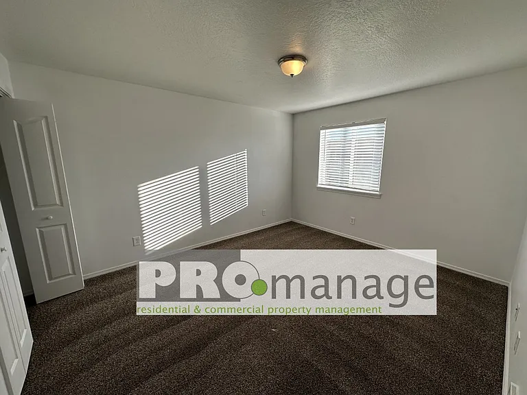 2592 Prospect Dr. — Photo 7