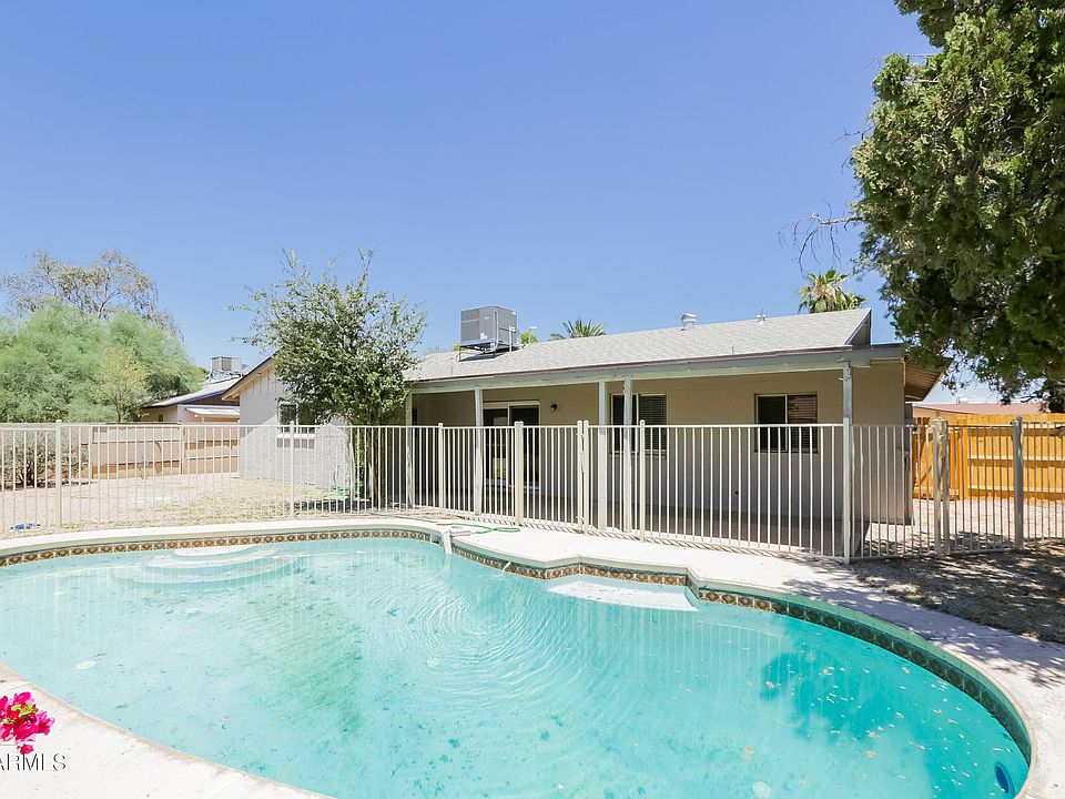 1st image of 4613 W LUPINE Avenue