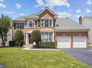 8718 Middleford Dr, Springfield, VA 22153