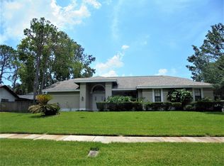 1645 Country Ln, Dunedin, FL 34698