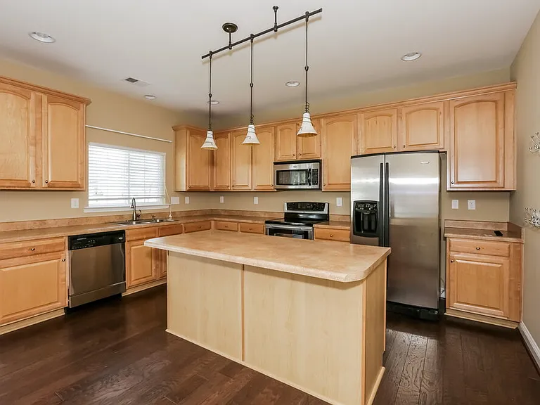 4700 Kiddle Ln — Photo 6