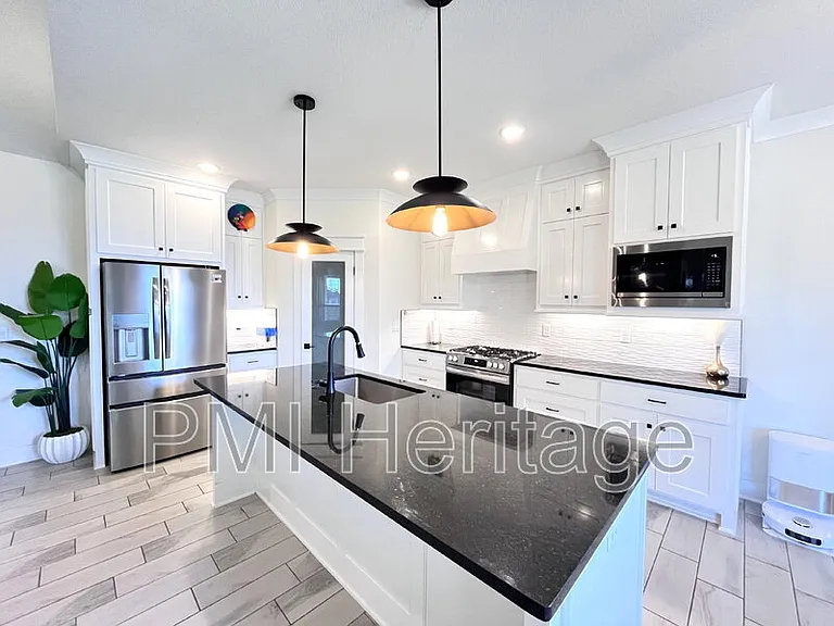 2061 Larry Ln — Photo 7