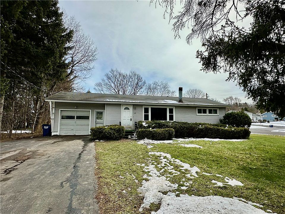1st image of 119 Greystone Dr