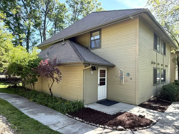 3585 S Gekeler Ln APT 121, Boise, ID 83706
