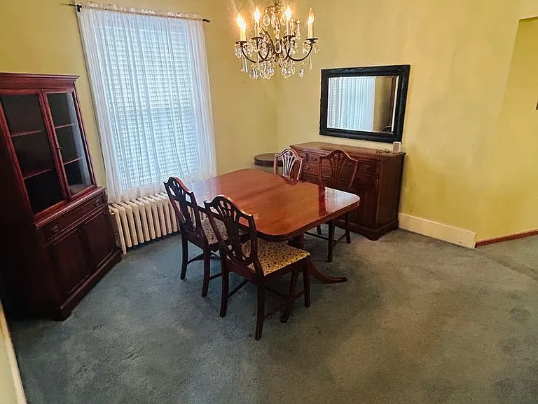 219 W Main St — Photo 10