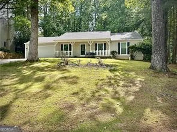 520 Cranberry Pl, Roswell, GA 30076