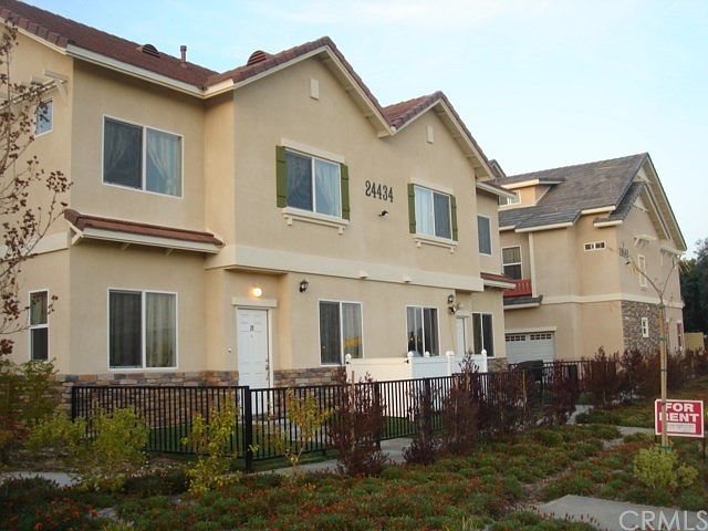 1st image of 24426 Dracaea Ave