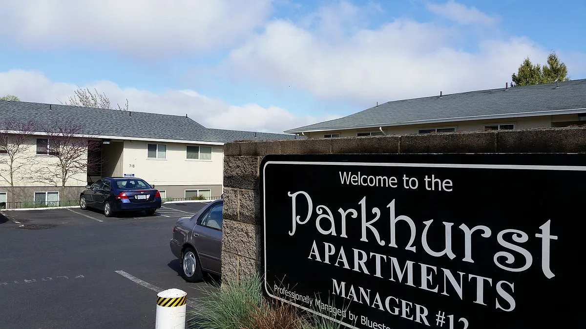 Building Photo - Parkhurst Apartments