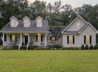 681 Saint Johns Rd, Hinesville, GA 31313