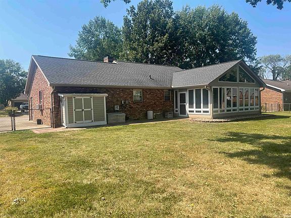 5th image of 6993 Green Hill Dr