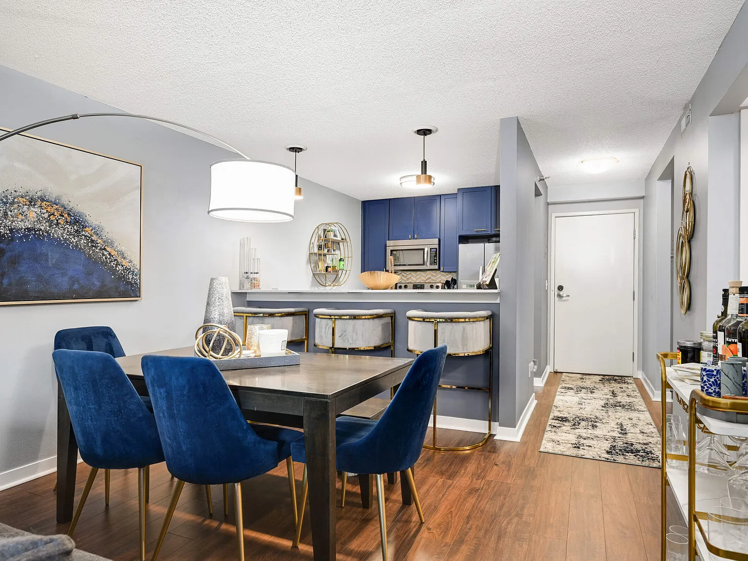 2 bed, 1195 sqft, $2,775 — Photo 2