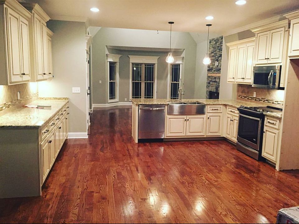 2nd image of 6618 Burnt Knob Rd