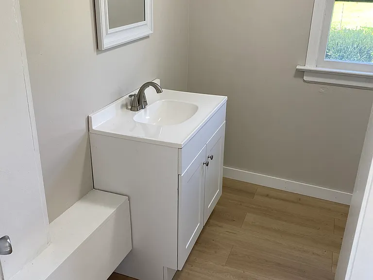 1 Oban Ln — Photo 3