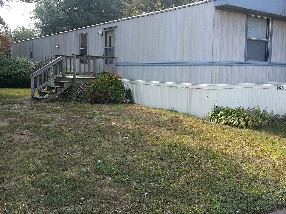 1st image of 801 W Harbour Dr