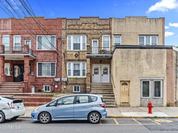 367 Avenue A, Bayonne, NJ 07002