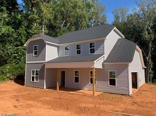 3046 Nc Highway 62 E, Liberty, NC 27298