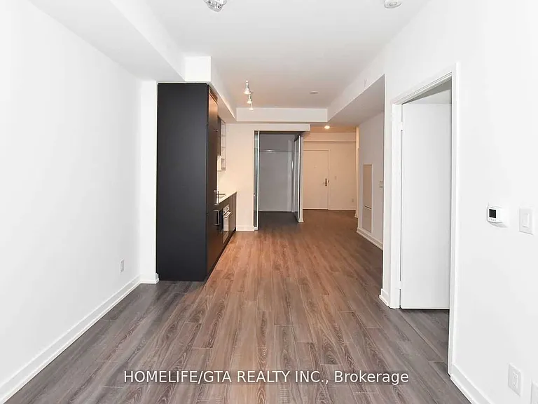 20 Edward St #708 — Photo 16