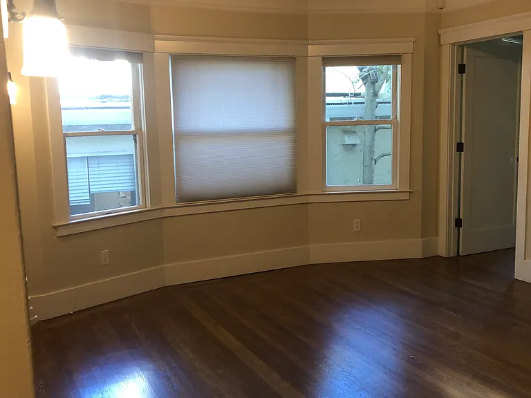 1706 G St #4 — Photo 3