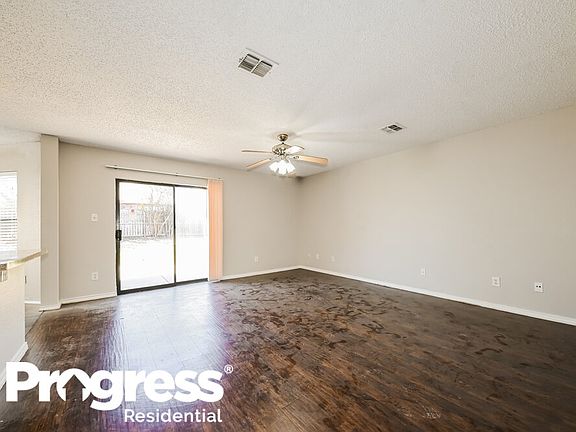 5th image of 3109 Pine Valley Dr