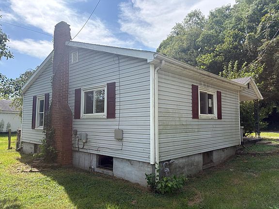 4th image of 821 High St