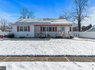 37 Winding Way Rd, Stratford, NJ 08084
