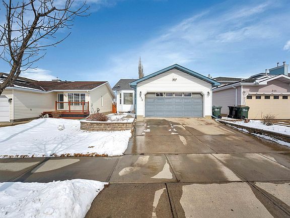 3rd image of 212 Regency Dr