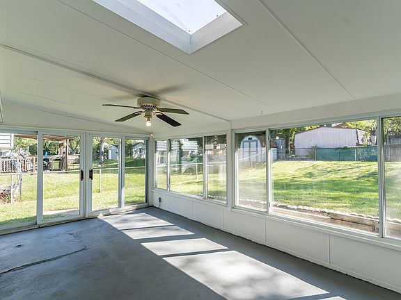 4th image of 13303 Keystone Dr