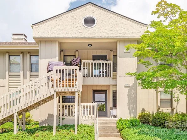 1403 Abbey Cir, Asheville, NC 28805