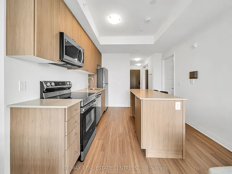 490 Gordon Krantz Ave #504 — Photo 7