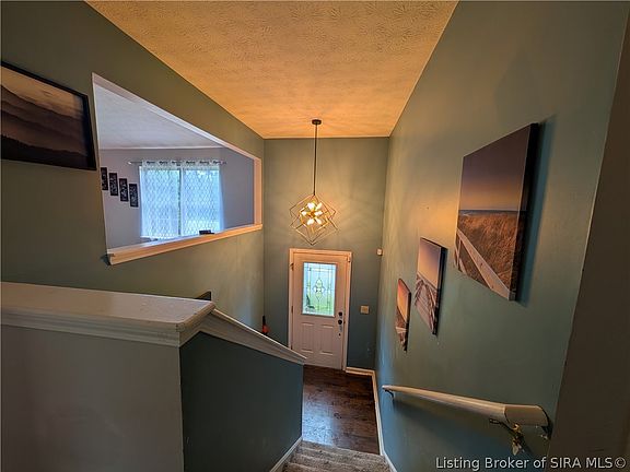 4th image of 7501 Blue Sky Drive