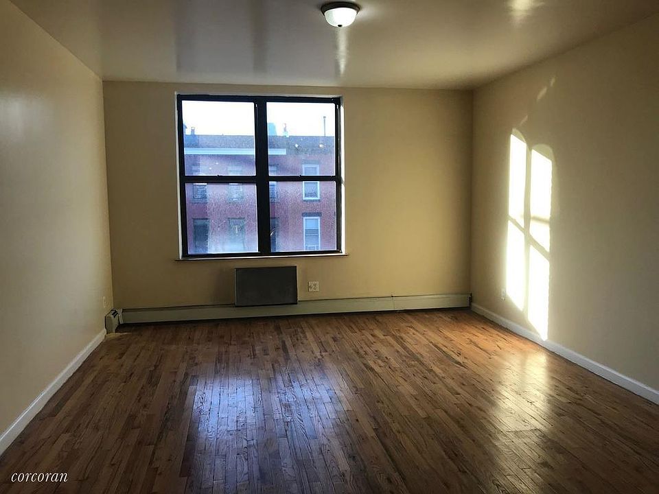 2nd image of 255 17th St APT 3