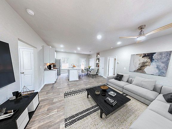 3rd image of 320 Fallaw Rd