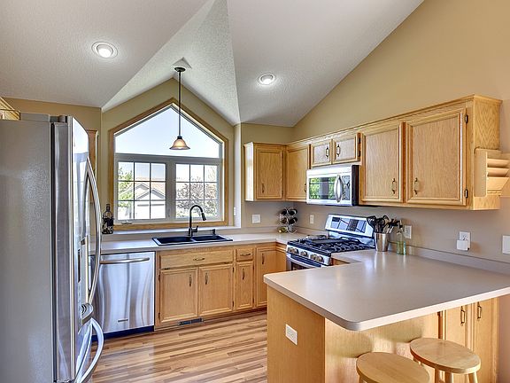 3rd image of 14060 Belmont Trl