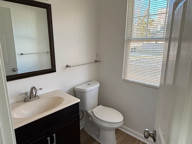 6304 Desmond St — Photo 9