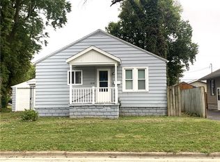 1218 W Franklin St, Taylorville, IL 62568