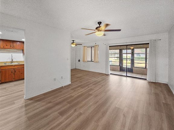 3rd image of 542 Fairways Dr #A