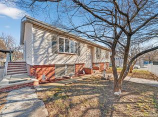 895 E 172nd St, Bronx, NY 10460