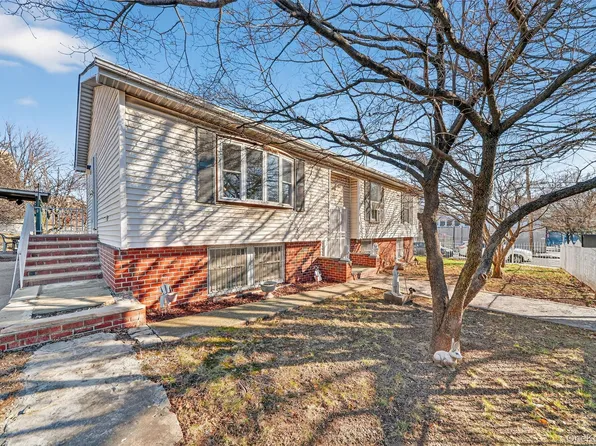 895 E 172nd Street, Bronx, NY 10460