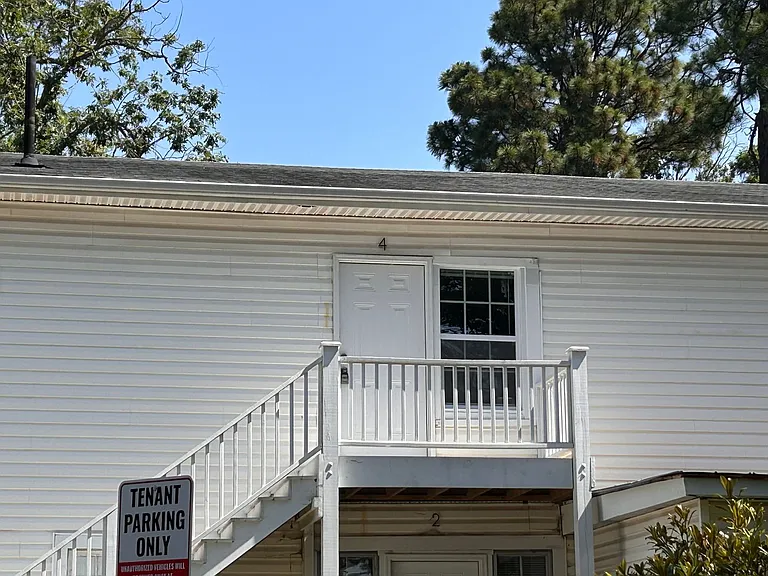 308 W Kivett St — Photo 3