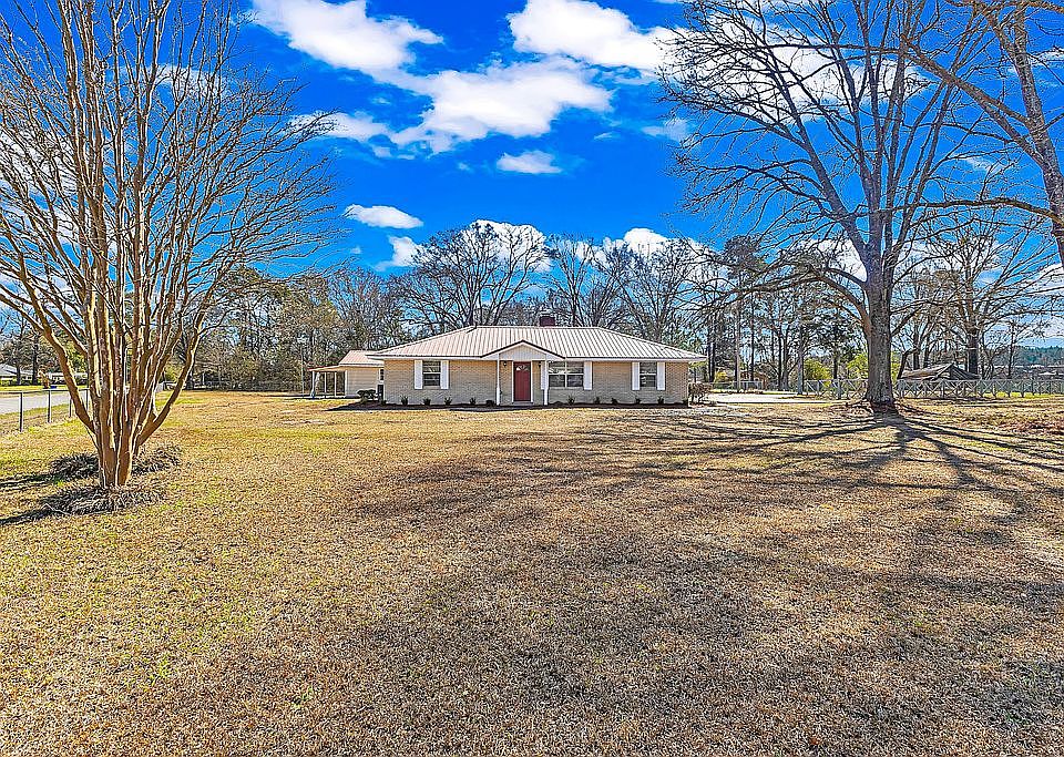 1st image of 152 Baltzer Rd