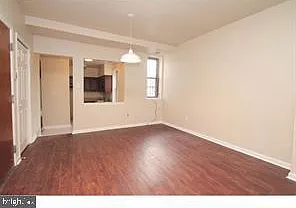 1734 W Diamond St #2 — Photo 5