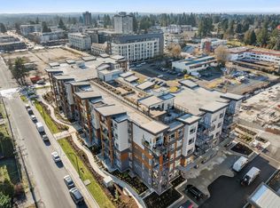 12109 223rd St #402, Maple Ridge, BC V2X 5X2