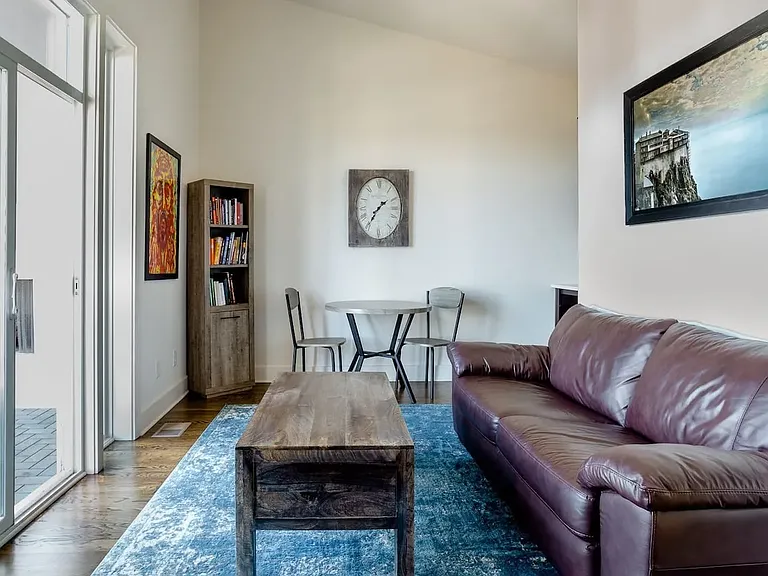 619B Moore Ave — Photo 32