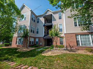 2511 Huntscroft Ln APT 300, Raleigh, NC 27617