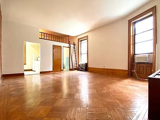 Rented by Compass | media 11