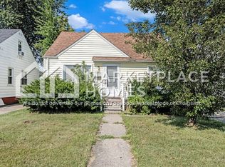 23725 Lexington Ave, Eastpointe, MI 48021
