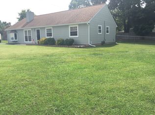 5425 Apple Blossom Ln, Roanoke, VA 24018
