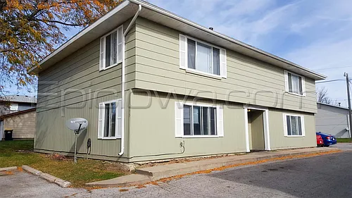 775 Robins Rd #2 Photo 1